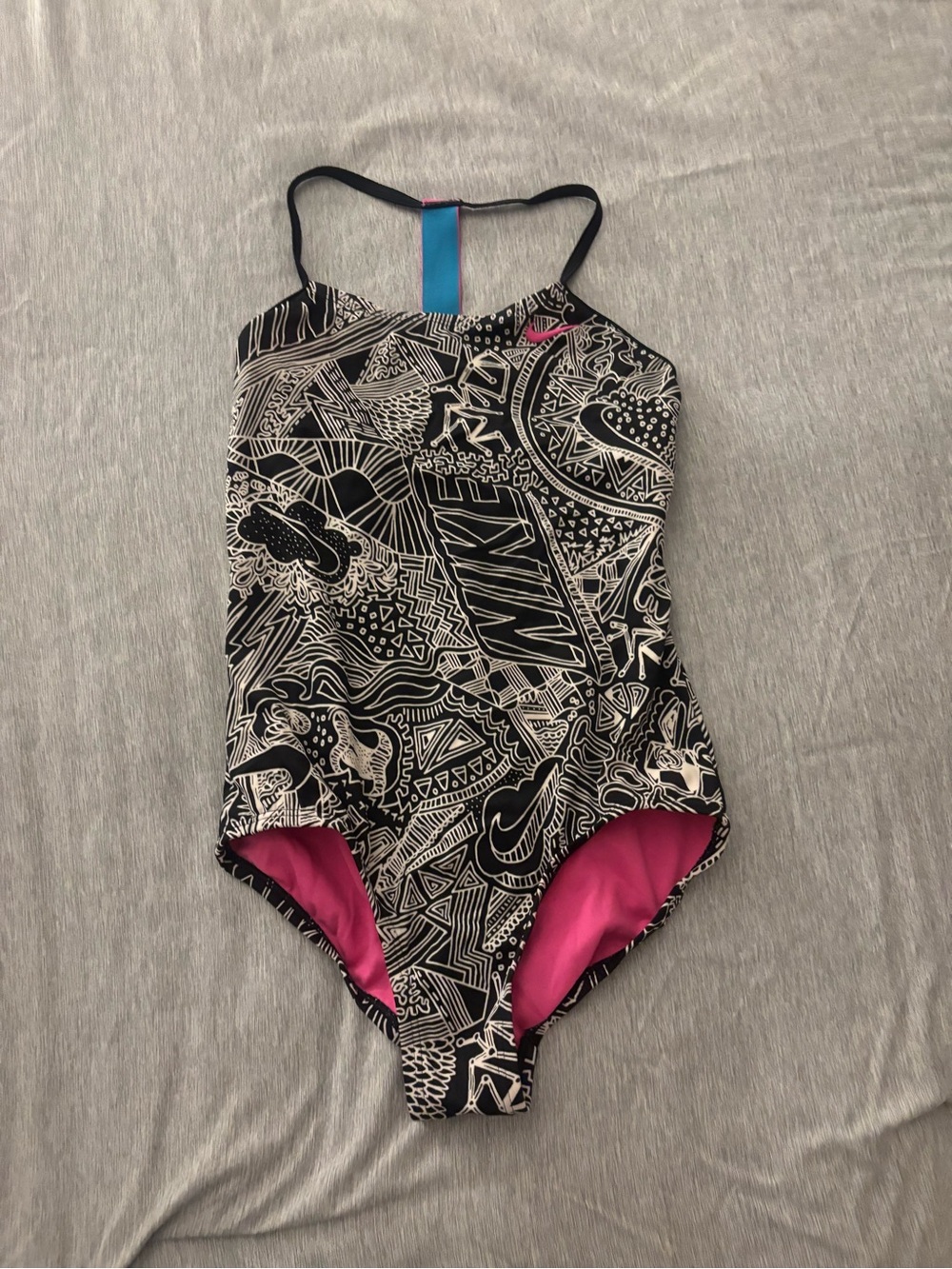 Nike Girls Graphic One-Piece Swimsuit with Pink Lining
